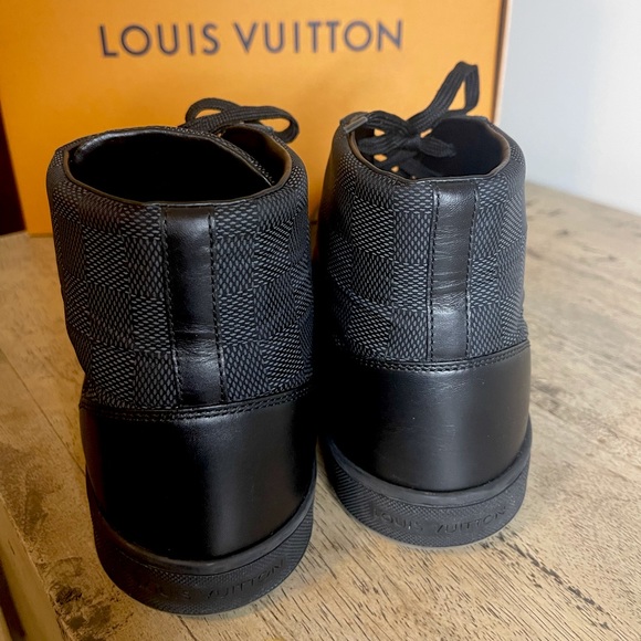 Louis Vuitton Men’s Black Graphite Damier Ebne High Tops - Picture 7 of 11